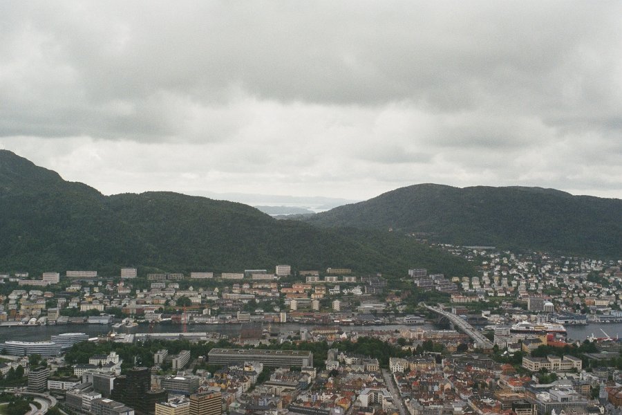 2003060426 bergen fra floy